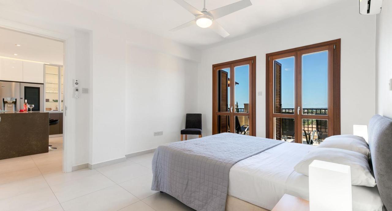 Modern Apartment Nz11 Large Balconies With Sea And Mountain Views Kouklia Luaran gambar